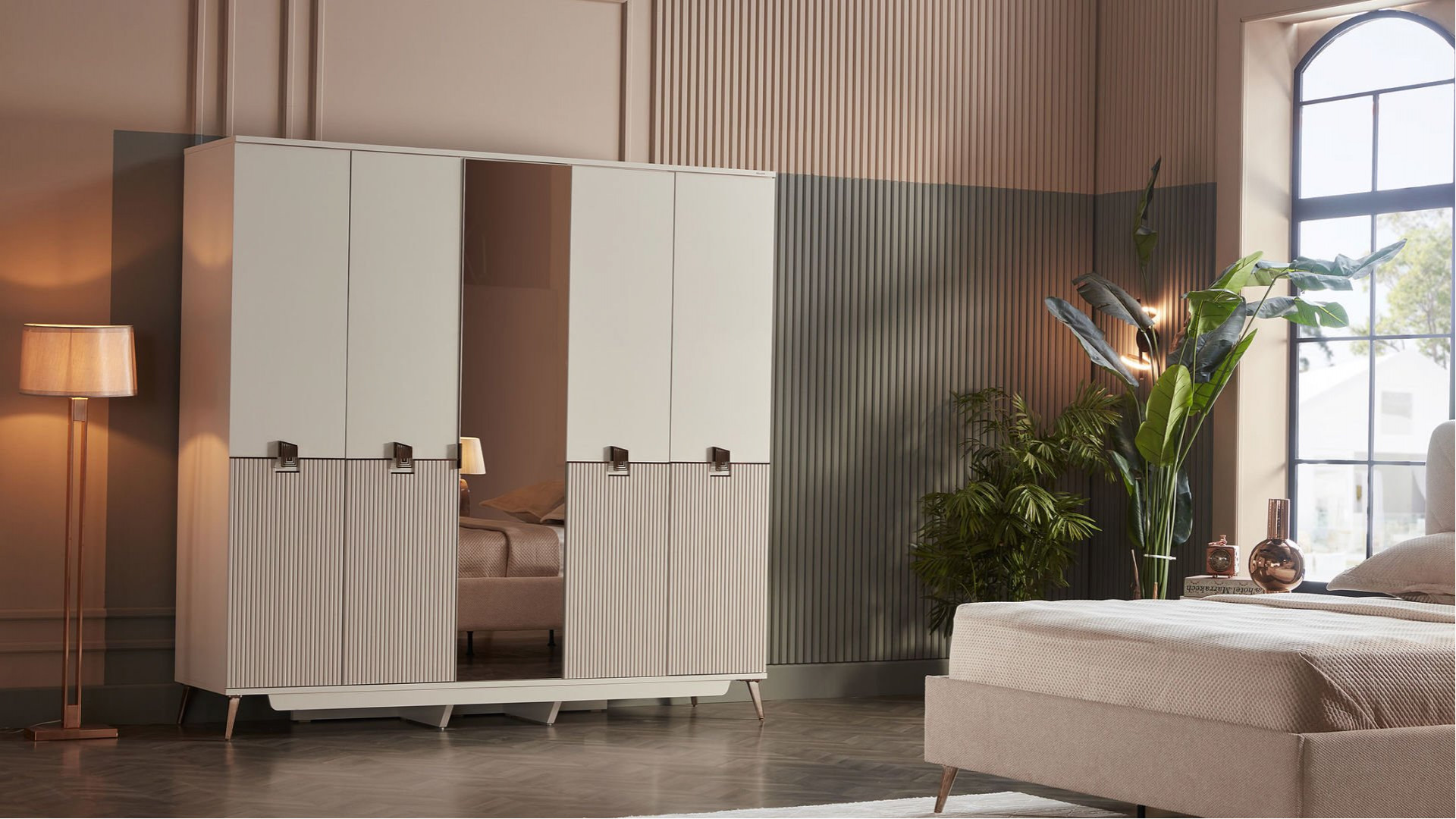 Napoli 5-türiger Schrank