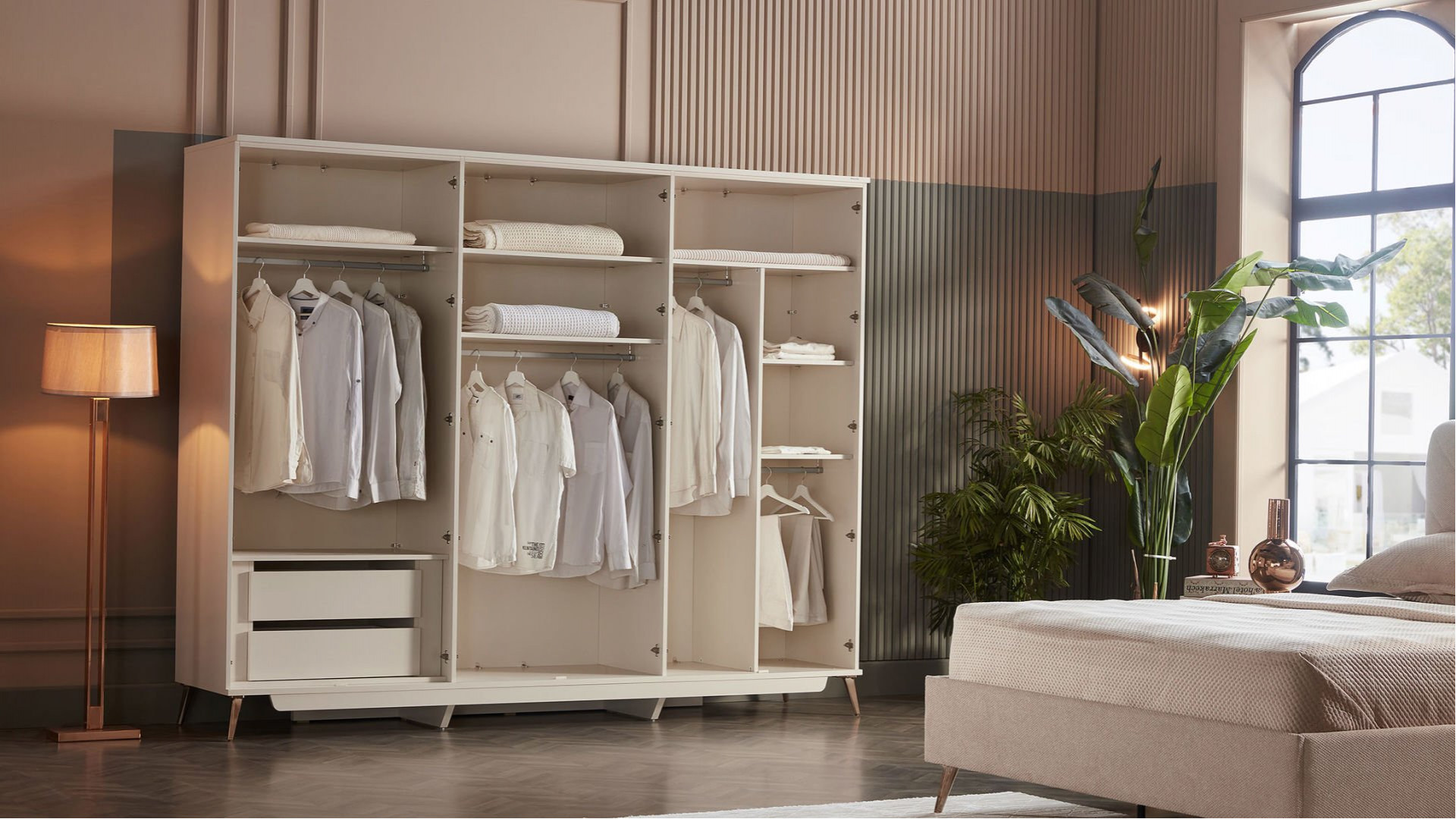 Napoli 6-türiger Schrank