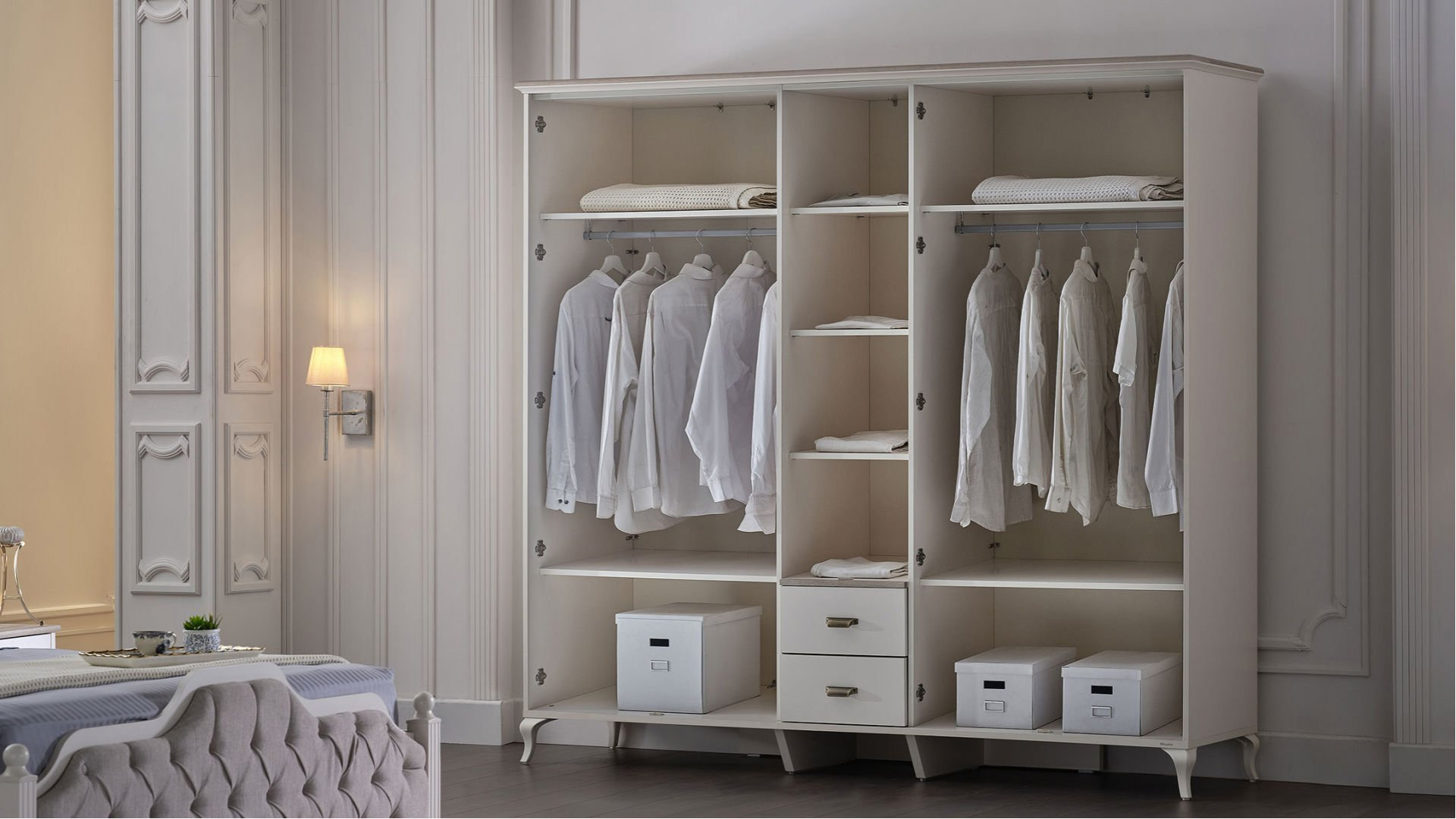 Andera 5-türiger Schrank