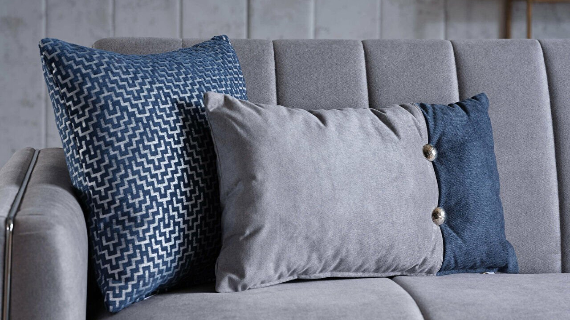 Valens 3er-Sofa - Dunkelblaue Kissen