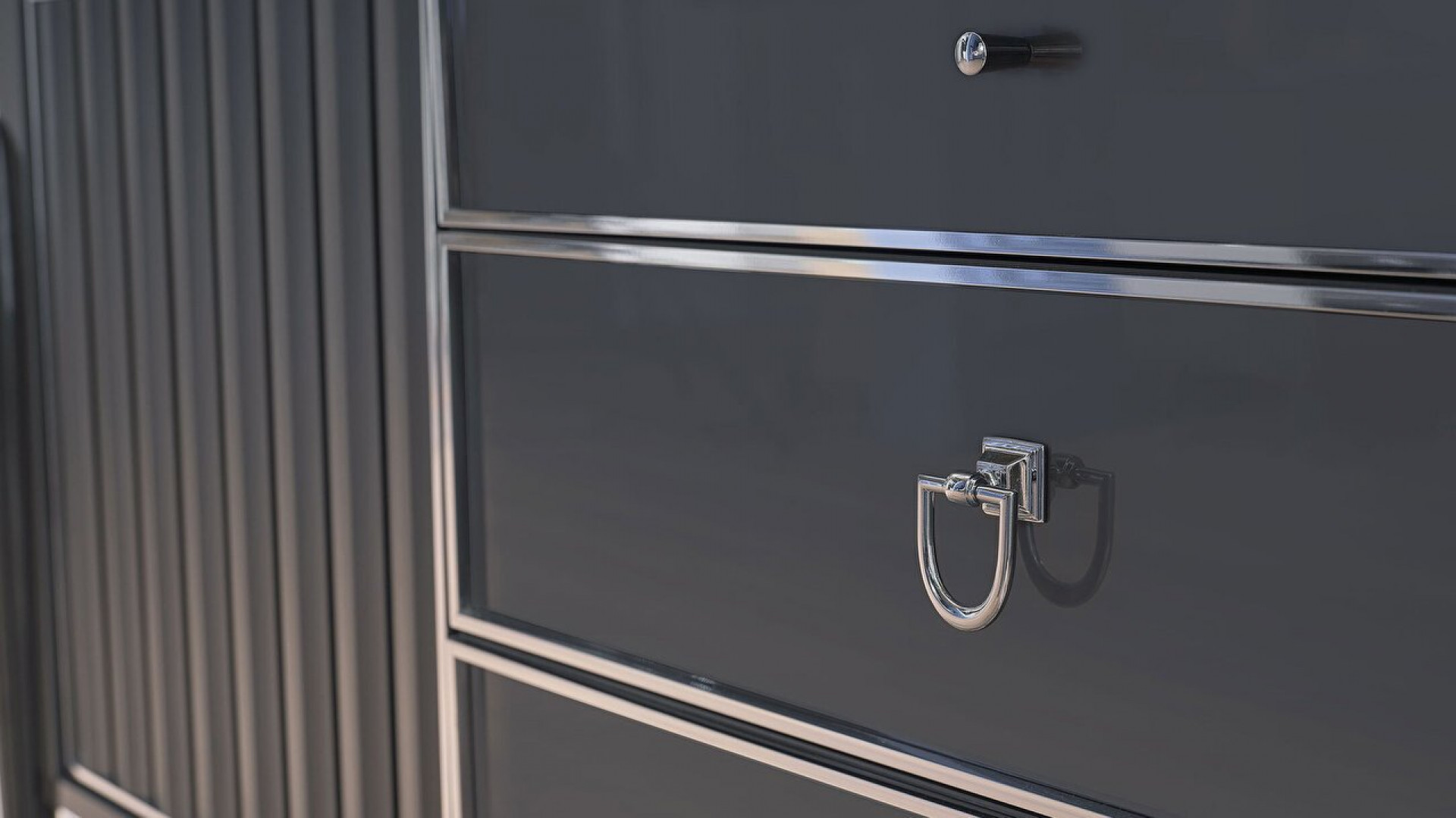 Gravita Schminktisch