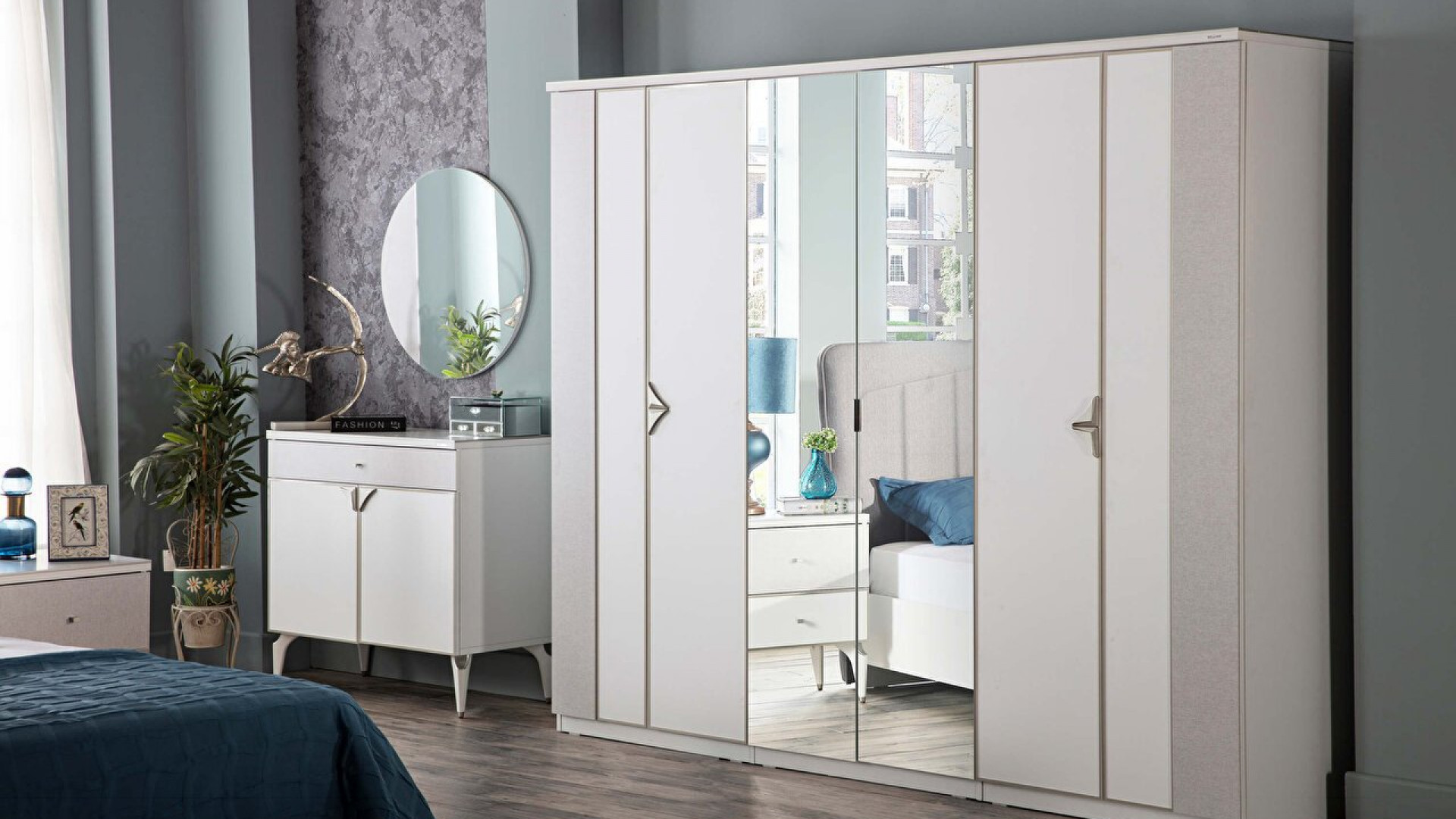 Leny 6-türiger Schrank