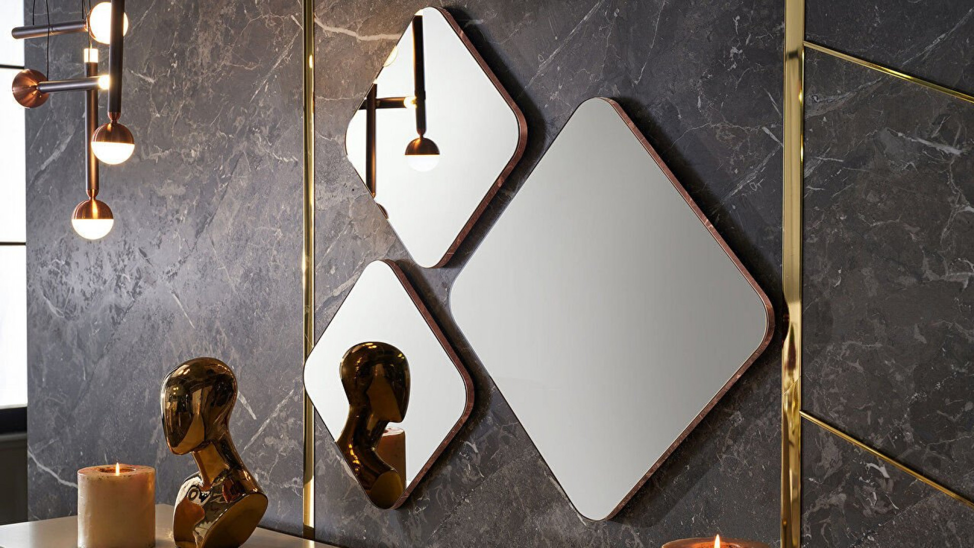 Larissa Konsolspiegel