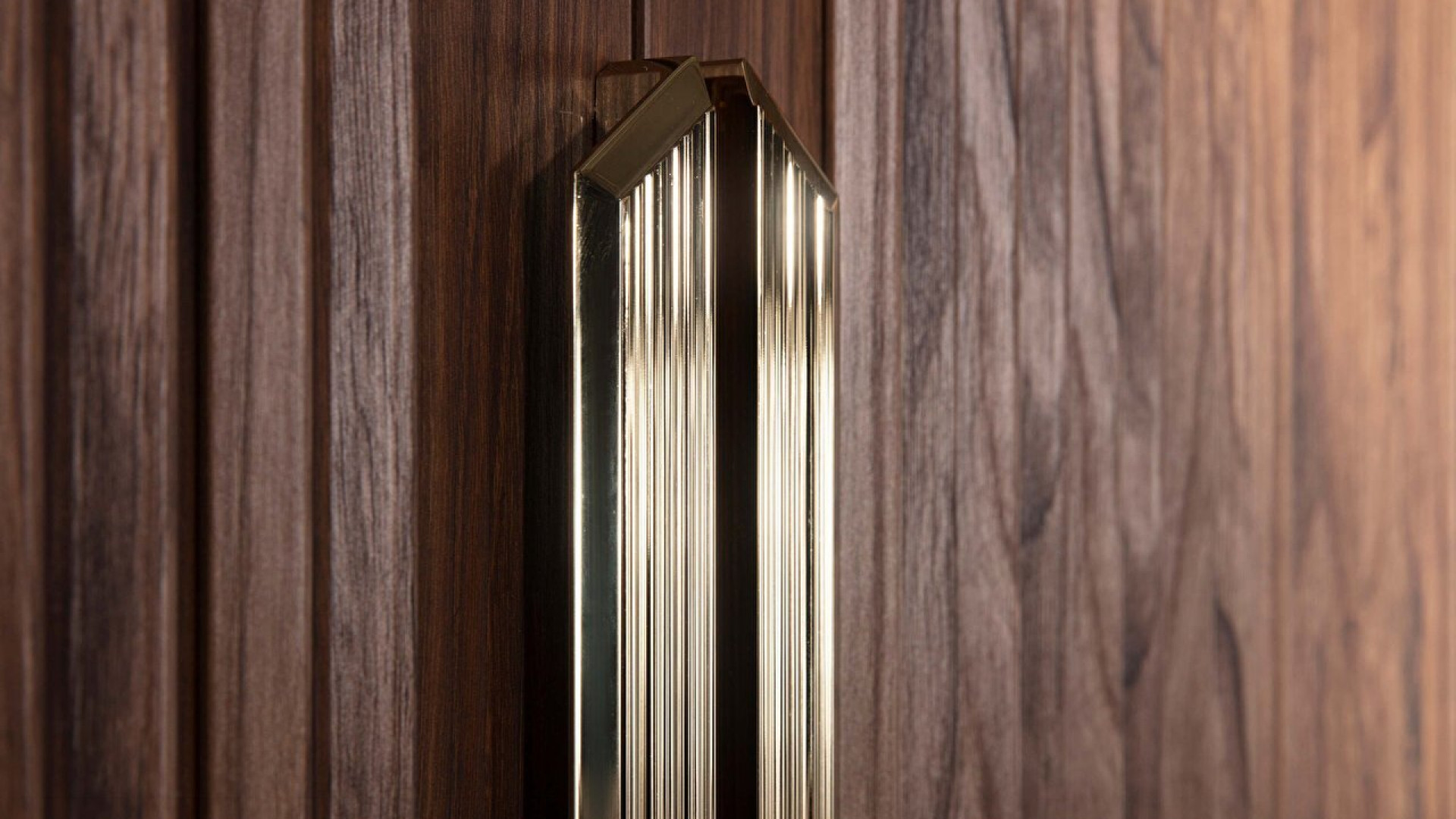 Montego 5-türiger Schrank