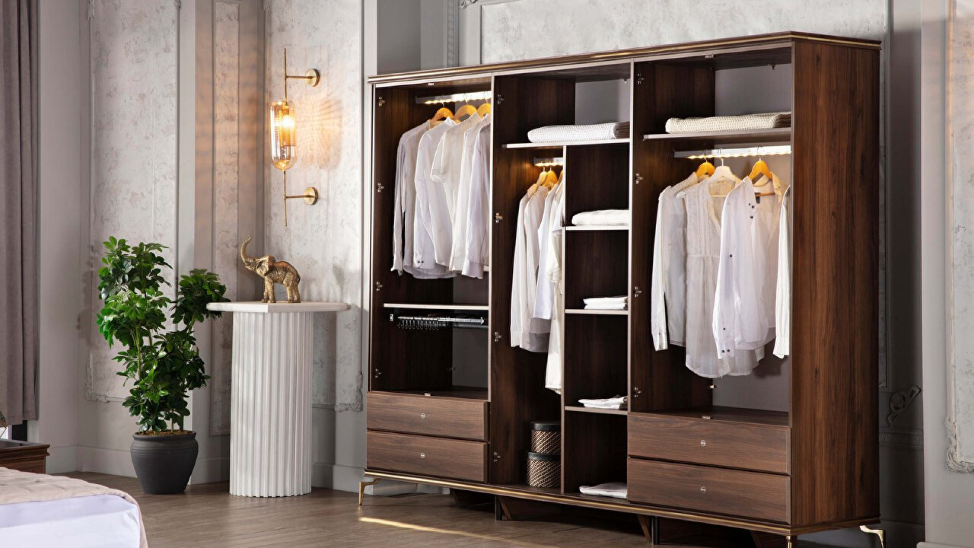 Montego 6-türiger Schrank