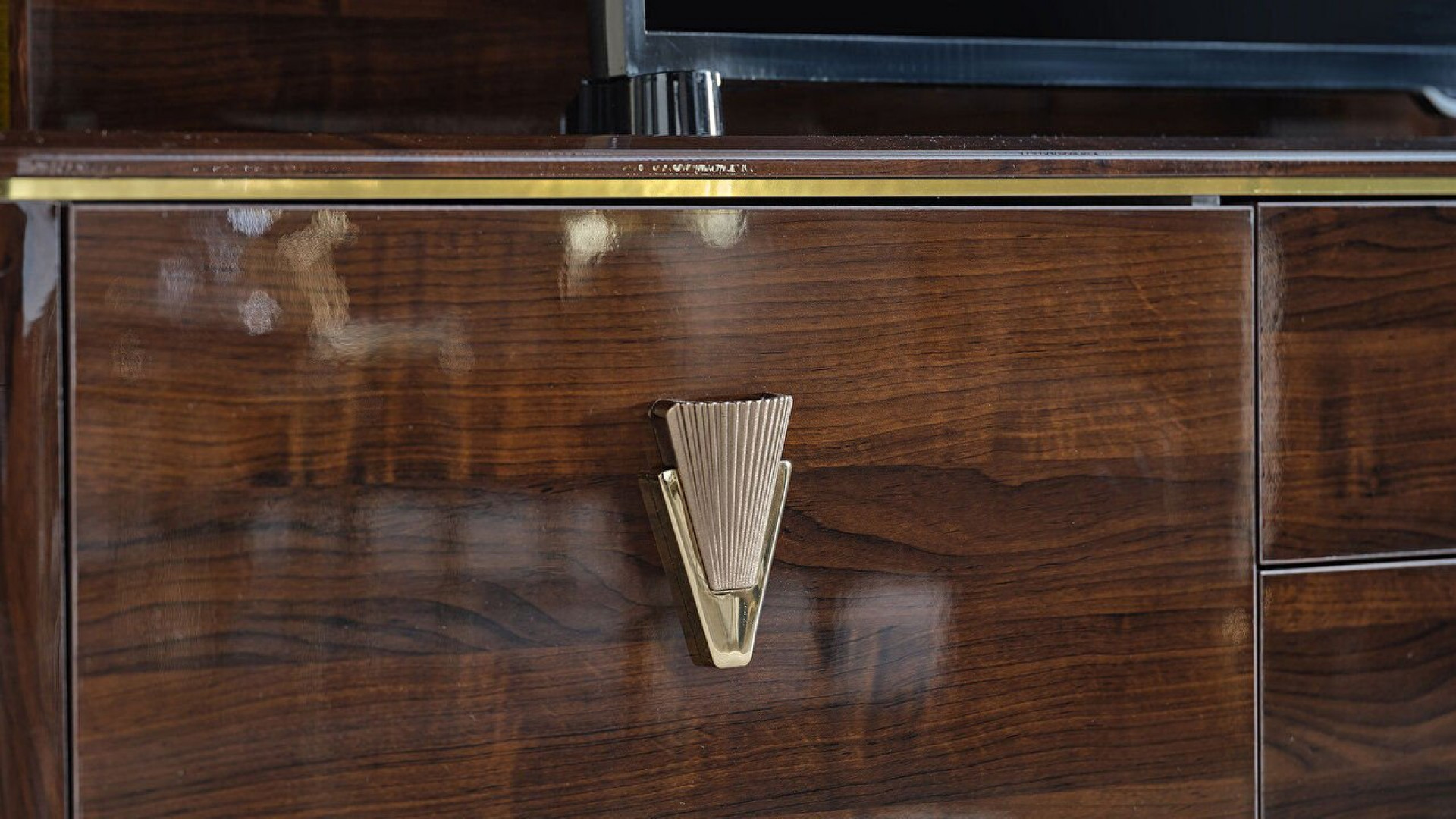 Plaza TV-Tisch - Nuss