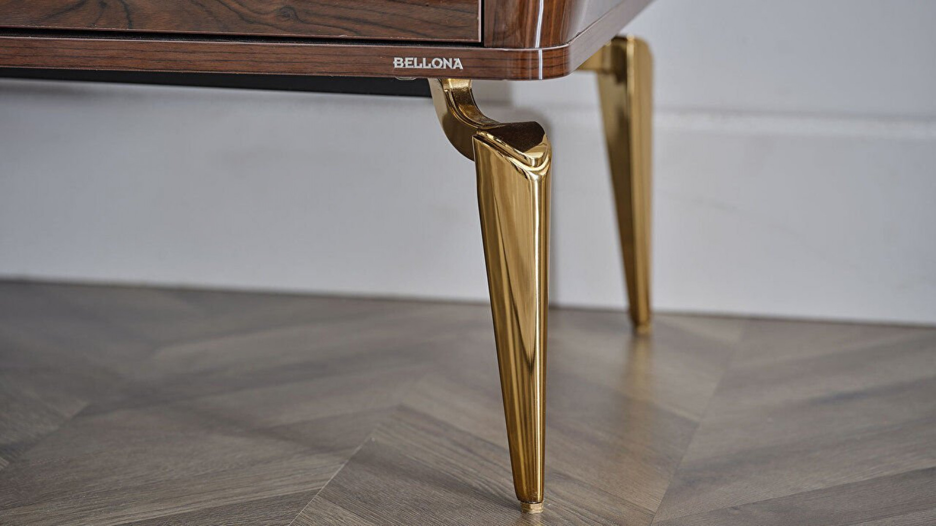 Plaza TV-Tisch - Nuss