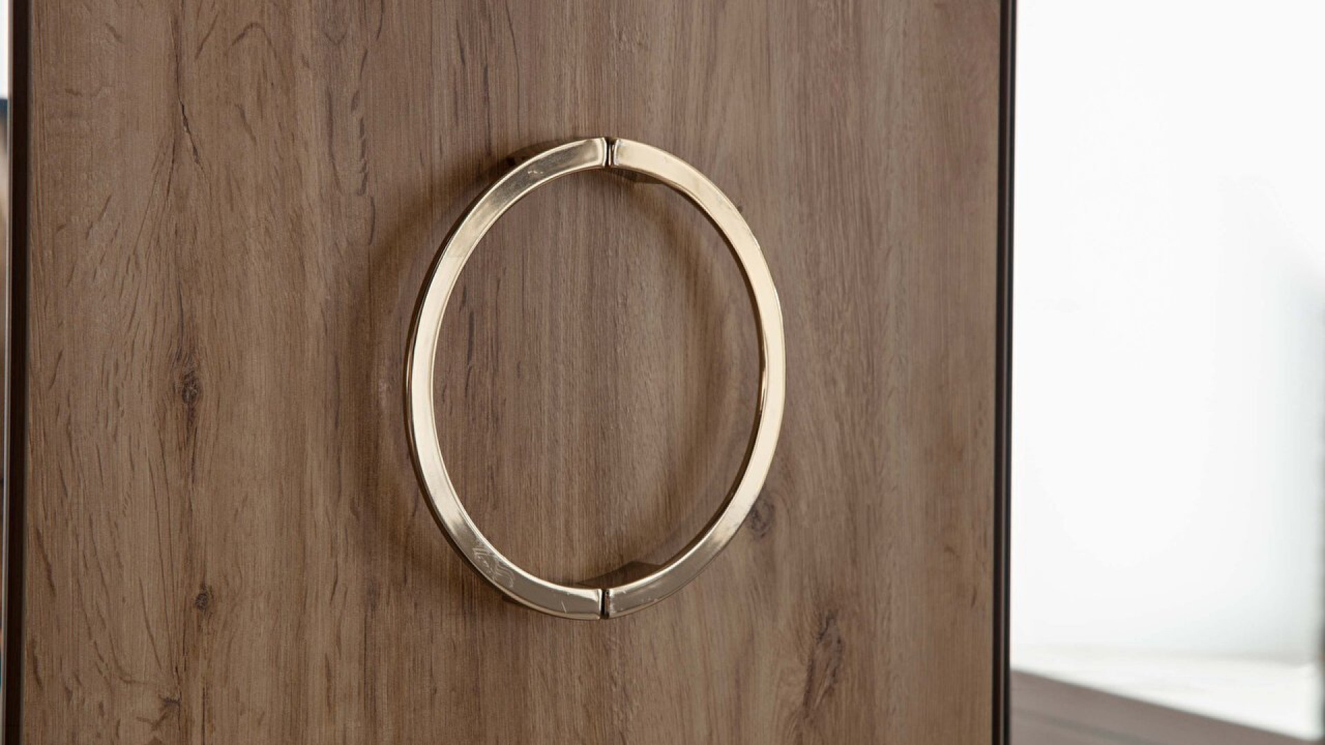 Sanvito 5-türiger Schrank