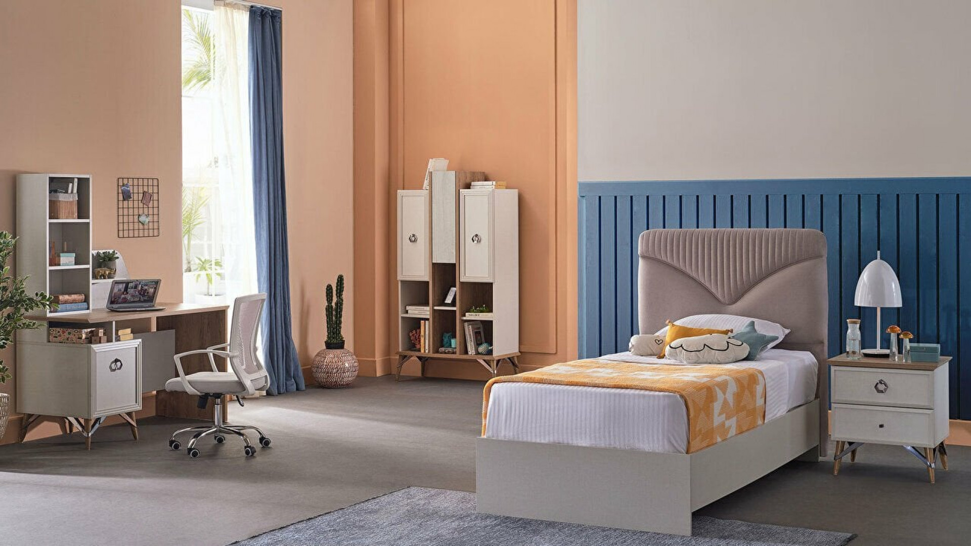 Valencia Bücherregal