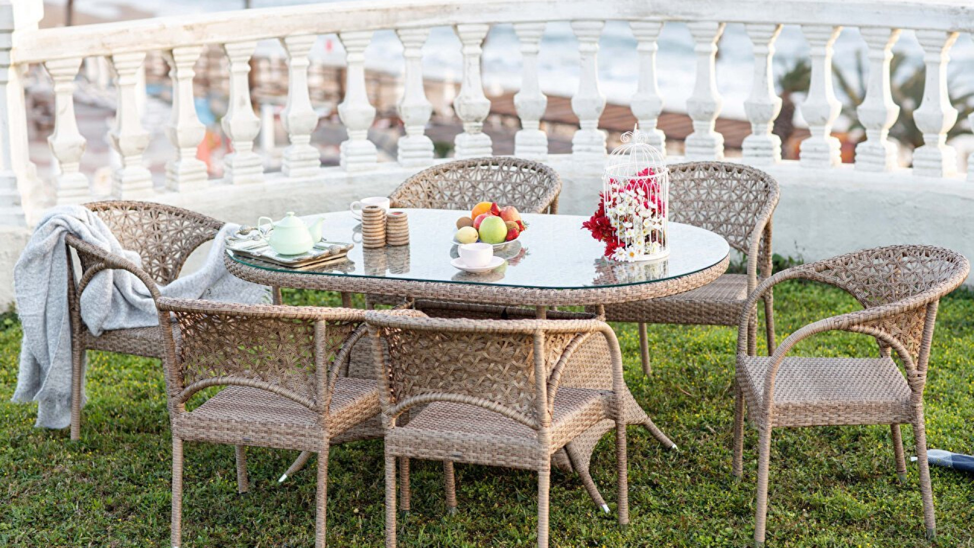 Defne oval Gartentischgruppe