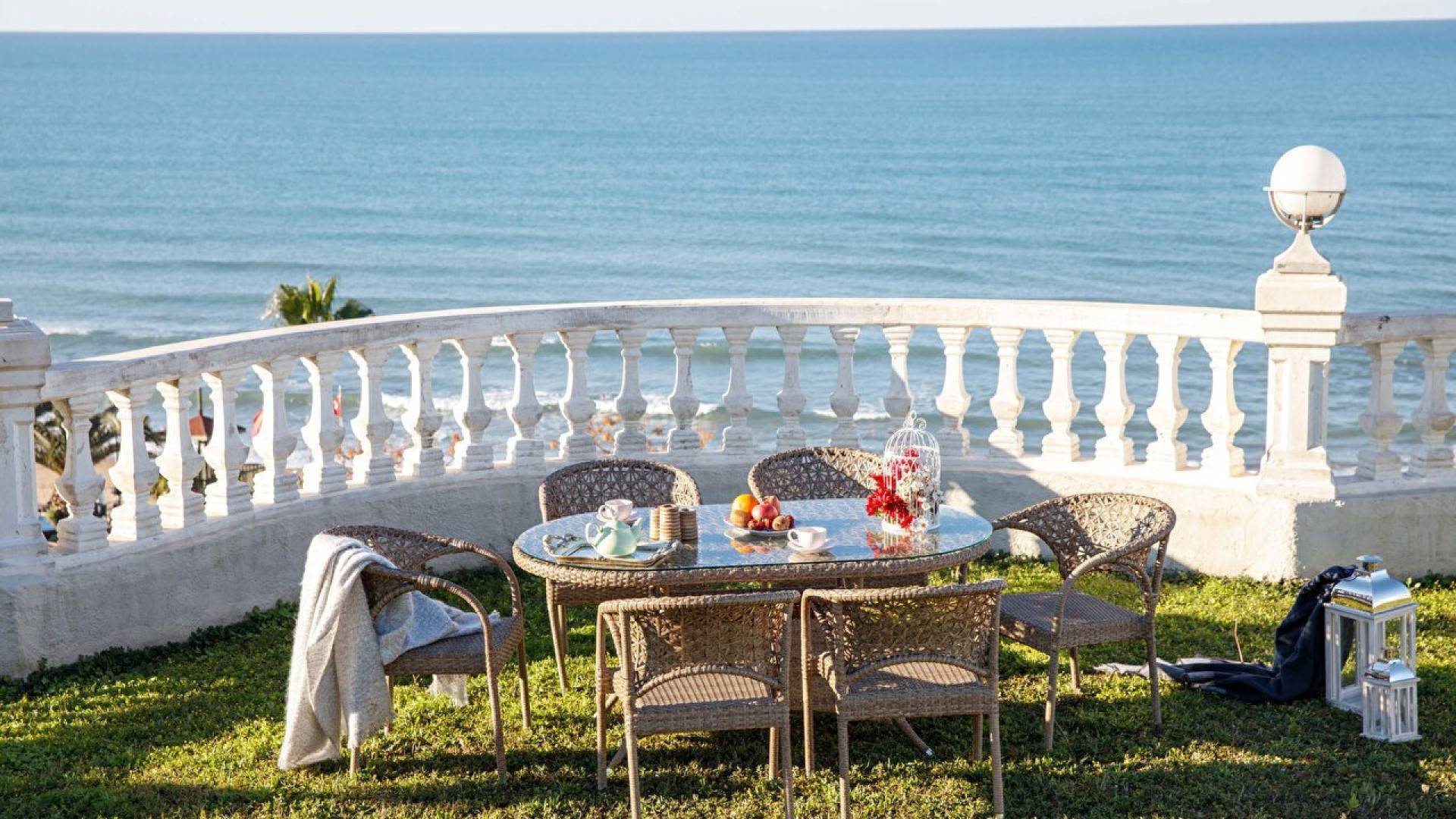 Defne oval Gartentischgruppe