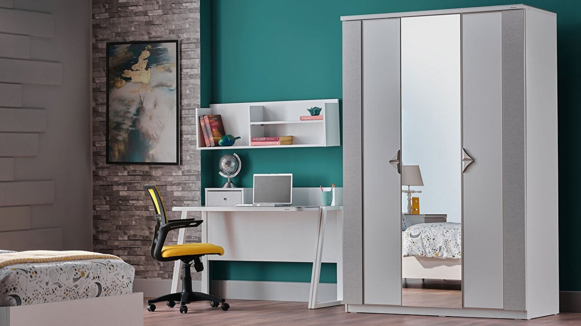 Leny 3-türiger Kleiderschrank