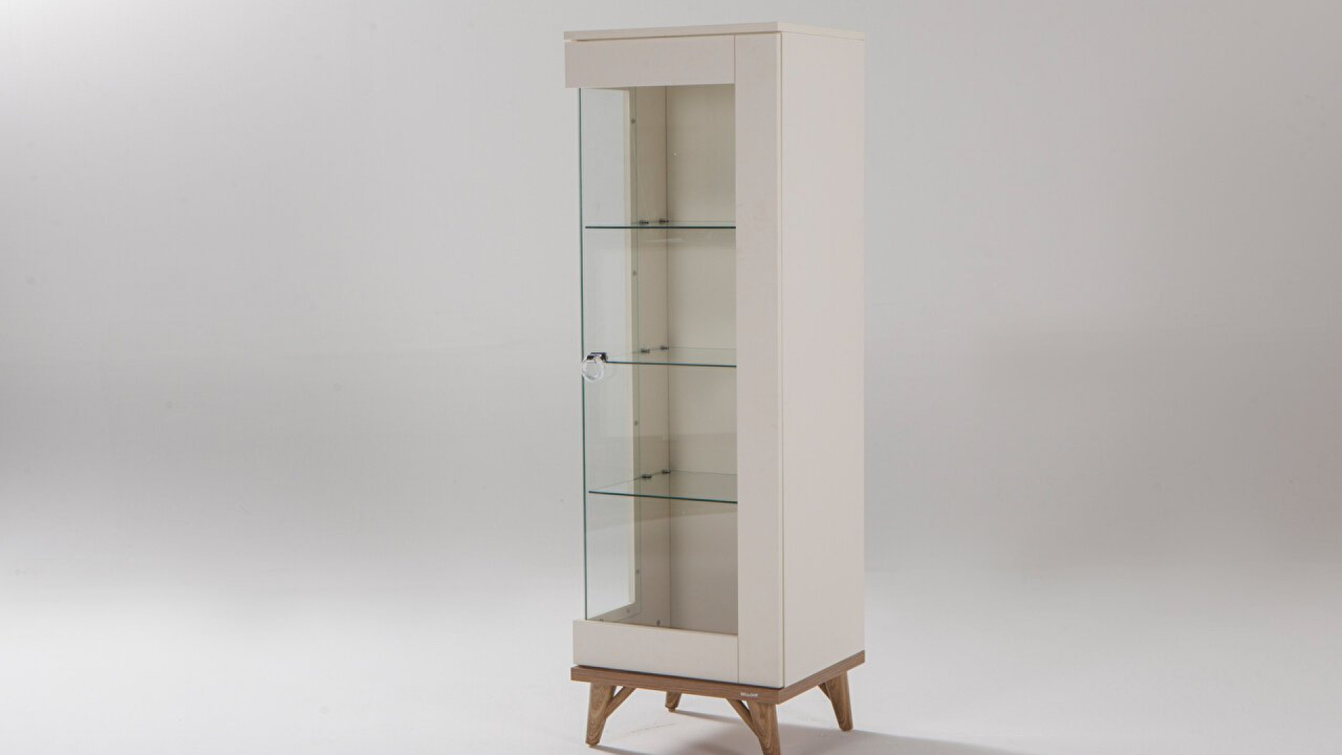 Mavenna Vitrine v2