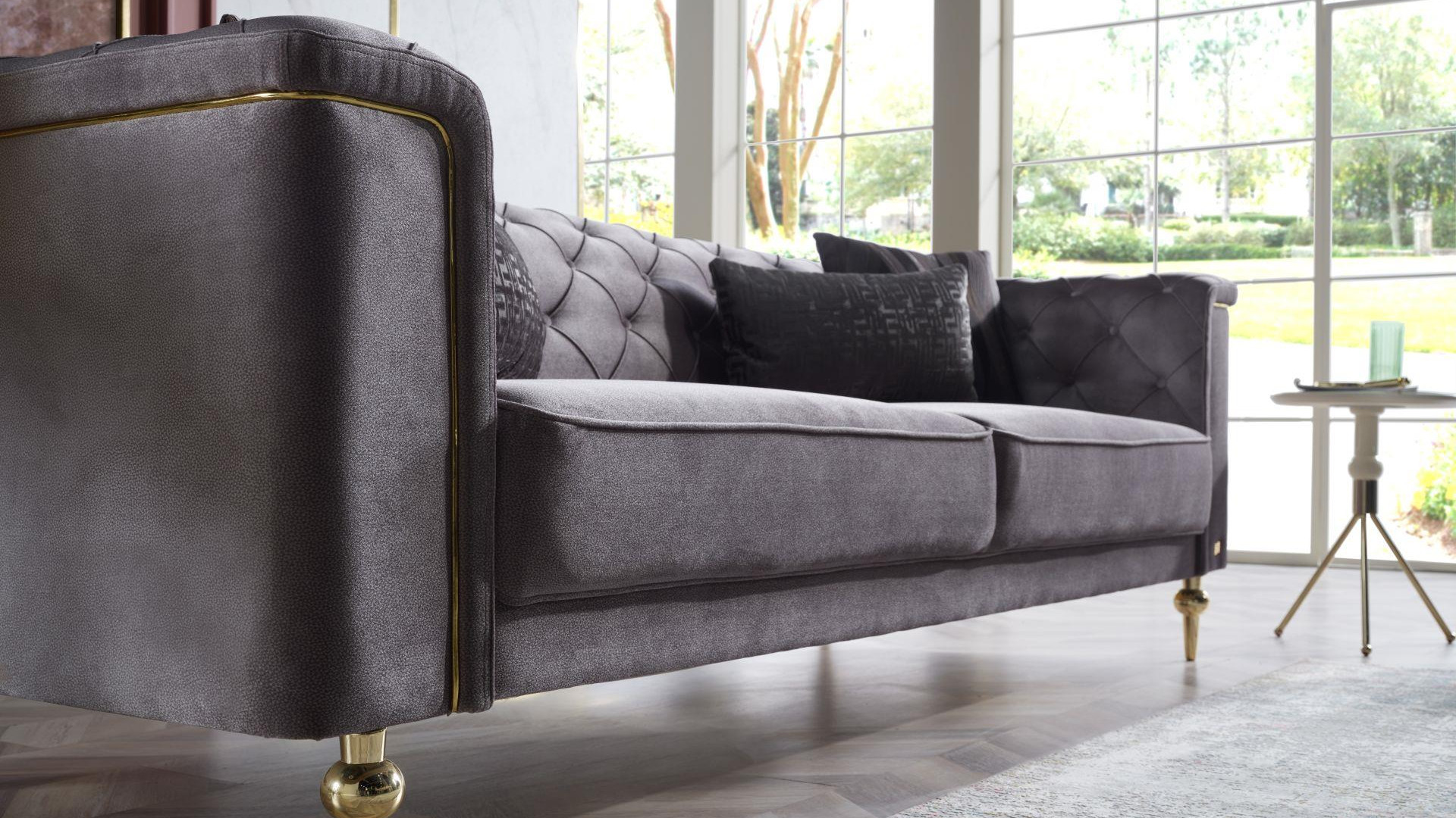 Blanca Sofa