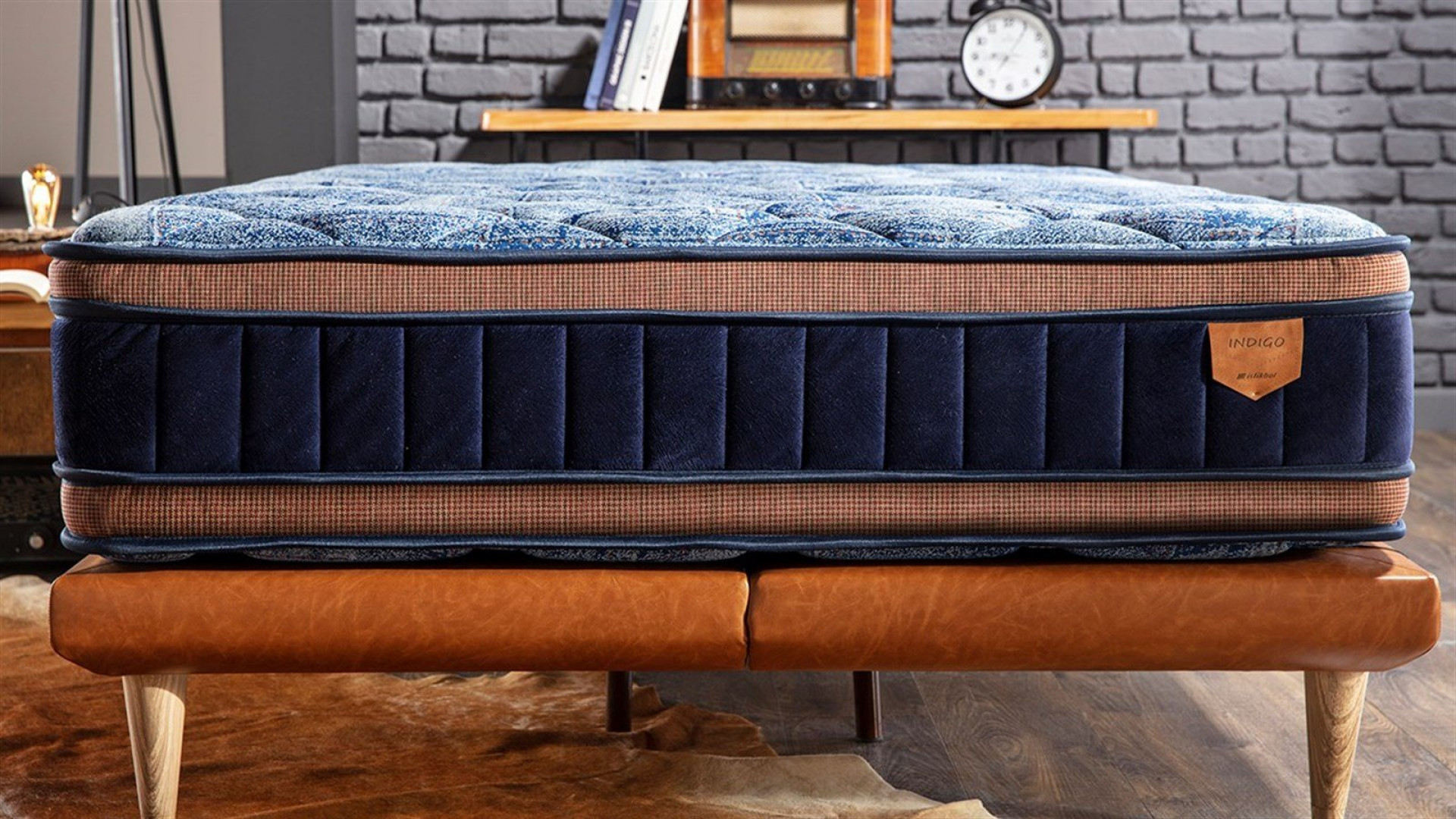 Indigo (ohne Stauraum) Bettbox + Kopfteil