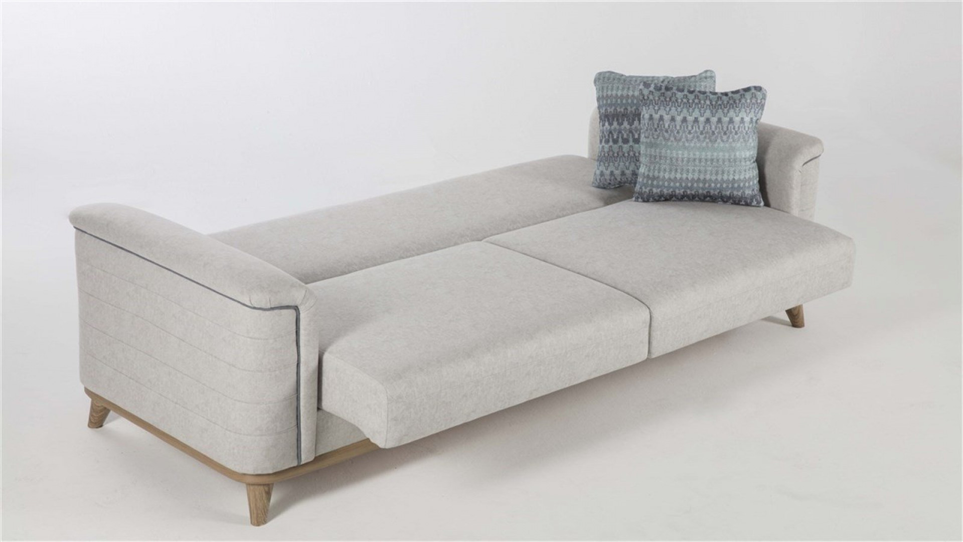 Mavenna Sofa