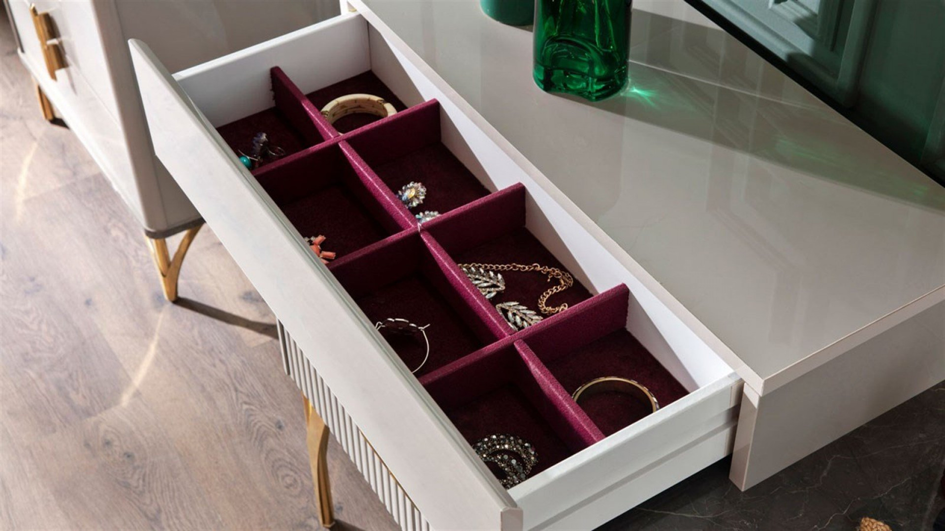 Serra (Stauraum) Schlafzimmer Set